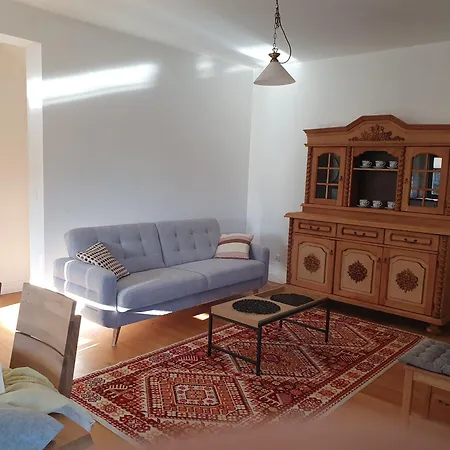 Dom Pietrowy, 3 Sypialnie, Salon, Aneks Kuchenny, Ogrod Z Zestawem Wypoczynkowym, Prywatny Podjazd Na 2 Samochody, Wi-fi Σπίτι διακοπών *