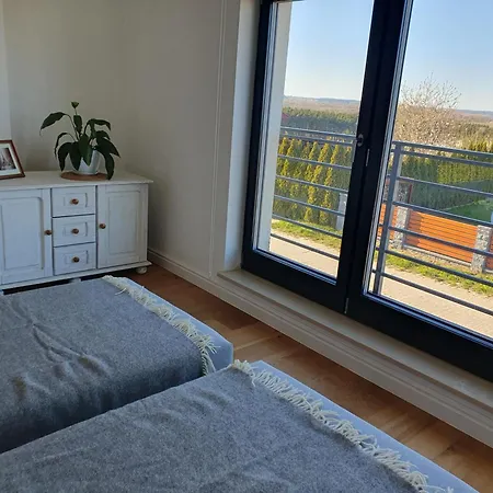 Σπίτι διακοπών Dom Pietrowy, 3 Sypialnie, Salon, Aneks Kuchenny, Ogrod Z Zestawem Wypoczynkowym, Prywatny Podjazd Na 2 Samochody, Wi-fi *