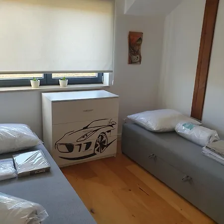 Dom Pietrowy, 3 Sypialnie, Salon, Aneks Kuchenny, Ogrod Z Zestawem Wypoczynkowym, Prywatny Podjazd Na 2 Samochody, Wi-fi Mosty (Puck)