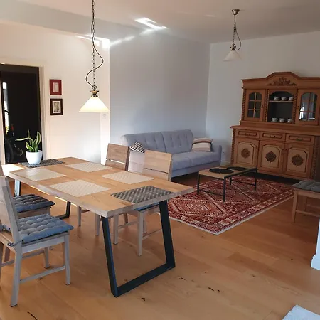 Σπίτι διακοπών Dom Pietrowy, 3 Sypialnie, Salon, Aneks Kuchenny, Ogrod Z Zestawem Wypoczynkowym, Prywatny Podjazd Na 2 Samochody, Wi-fi